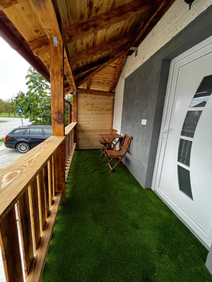 Venite Rooms Velika Luaran gambar